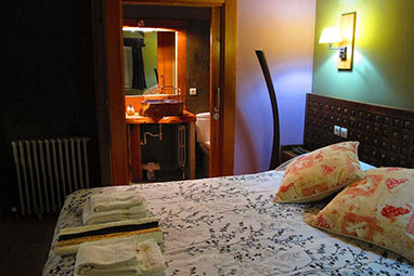 Habitación Suite de la Casa Rural Ancares Rural en Suertes (León)